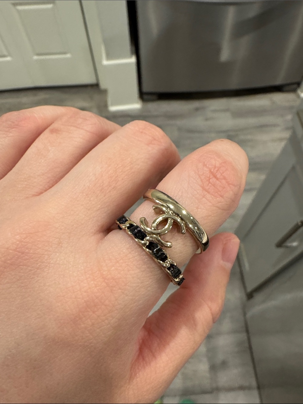 Adjustable Black Leather Woven Statement Ring – Beige Gold Tone